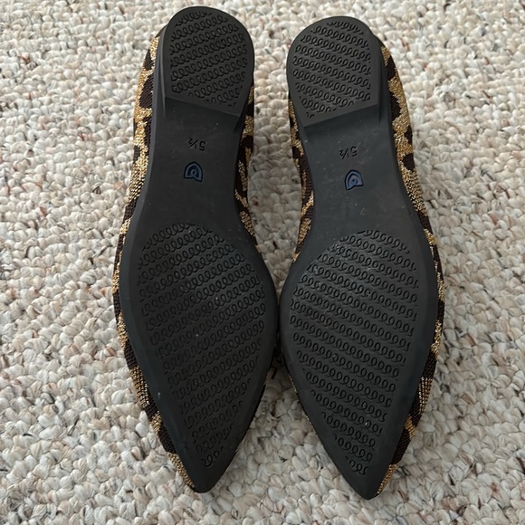 Closing make a offer Rothy’s Metallic Cat Point - Picture 5 of 8